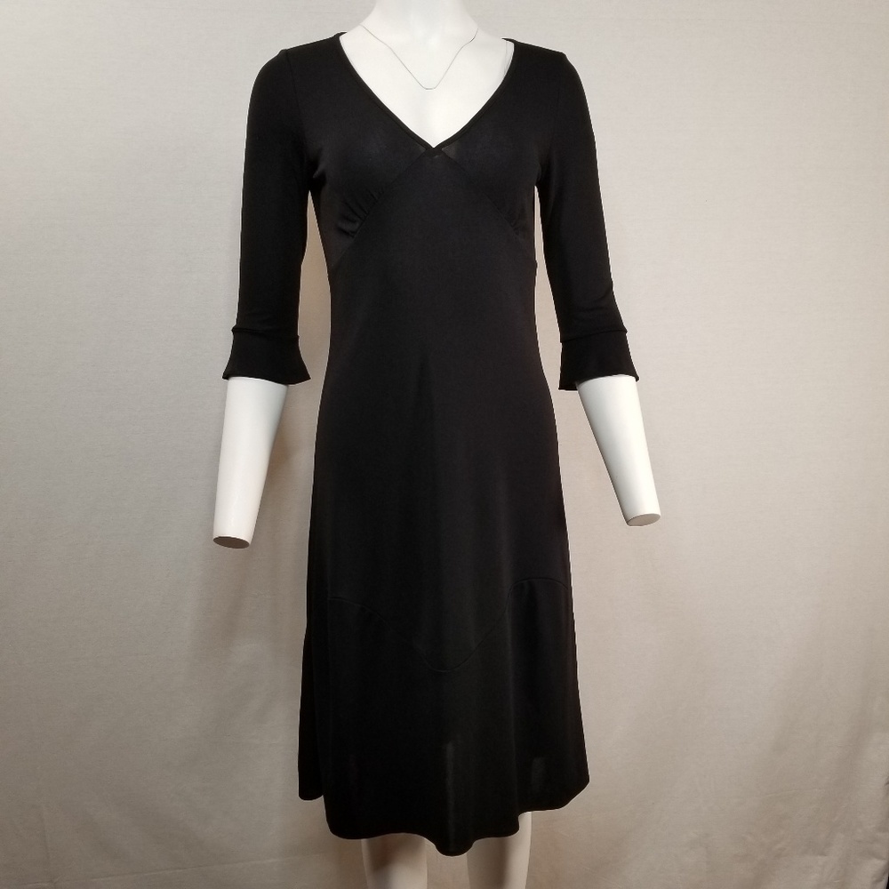 BANANA REPUBLIC Women's V-Neck Flared Cuff Small